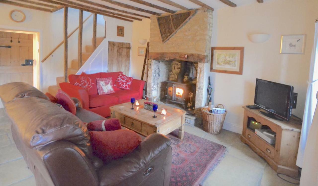 Odd Cottage Oddington  외부 사진